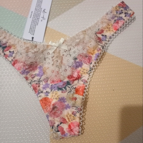 FOR LOVE AND LEMON 2020 Collection THONG SIZE XS - Picture 2 of 12